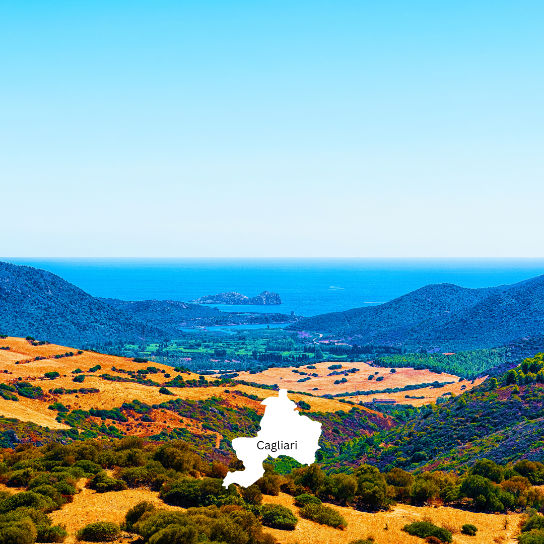 Landschaft um Cagliari aus Sardinien.