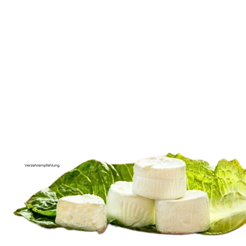 Ziegen Frischkäse auf einem Salatblatt.