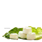 Ziegen Frischkäse auf einem Salatblatt.