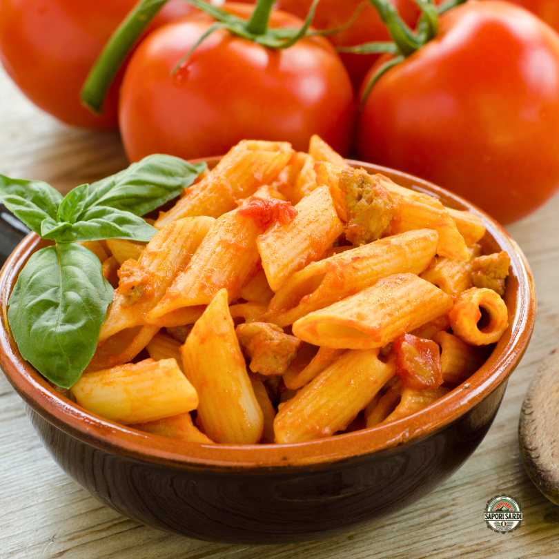 Lapis Integrali mit Tomaten Basilikum Sauce und Ricotta- Mezze Penne.
