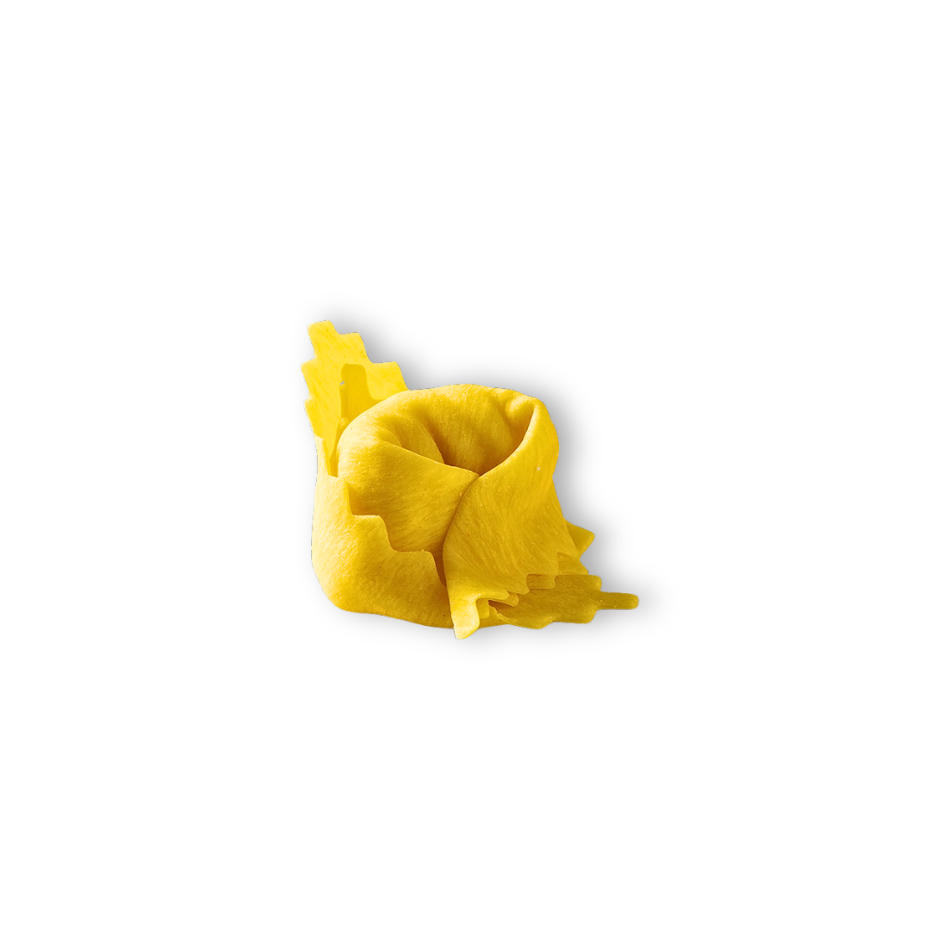 Panzerotto. Handgemachte gefüllte Pasta aus Sardinien.