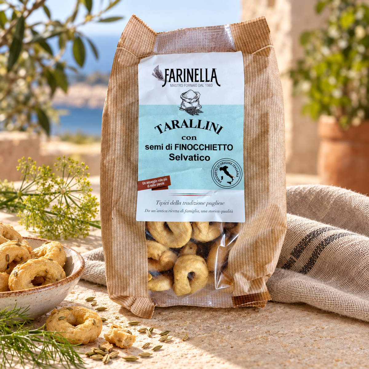 Tarallini mit wildem Fenchel von Farinella in mediterraner Szene